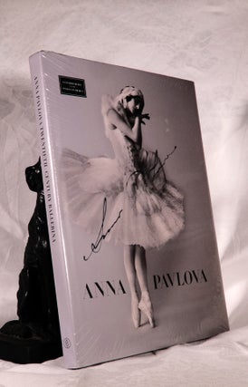 Item #194165 ANNA PAVLOVA. Twentieth Century Ballerina. Jane PRITCHARD, Caroline HAMILTON