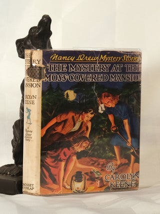THE MYSTERY AT THE MOSS COVERED MANSION.. Nancy Drew Mystery Story. Carolyn KEENE.
