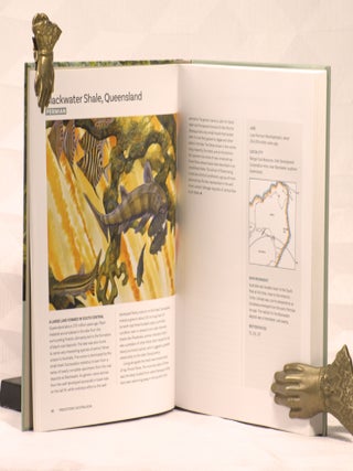 PREHISTORIC AUSTRALASIA. Visions of Evolution And Extinction/