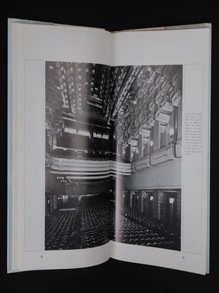 PICTURE PALACES AND FLEA PITS. Eighty Years of Australians At The Pictures.