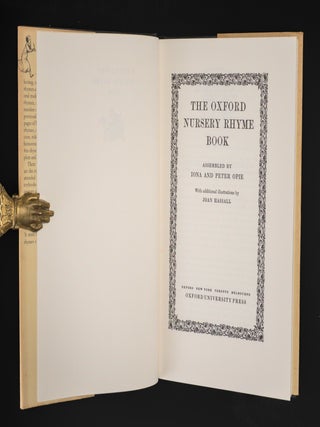 THE OXFORD NURSERY RHYME BOOK.